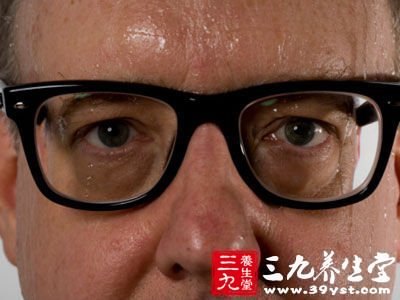 鼻子出汗肺气不足
