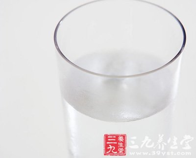 专家解疑:反复烧开的水能不能喝