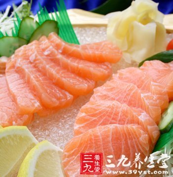 女人饮食过度警惕加速衰老