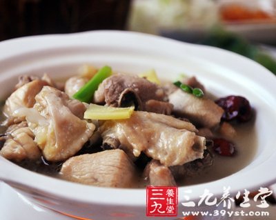 雞肉營養(yǎng)美味 有效緩解工作疲勞