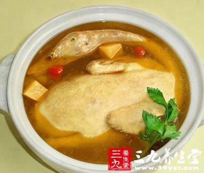 春季風(fēng)疹好復(fù)發(fā) 兩款藥膳來消疹