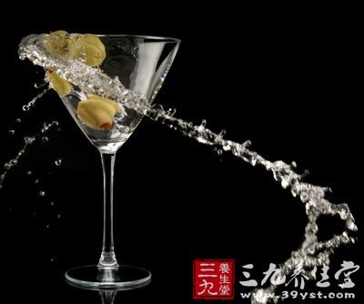 给癌细胞也调一杯“鸡尾酒”