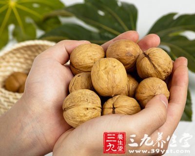 夏季養(yǎng)生保健 薦7養(yǎng)胃健脾益壽干果