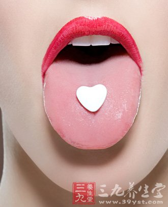 女人唇色隐藏的身体健康问题