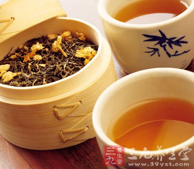 <em>茶叶水</em>洗脸 止痒除臭改善肤质-三九养生堂