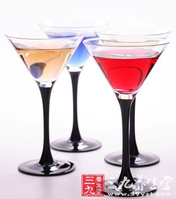 排毒養(yǎng)顏 葡萄酒SPA