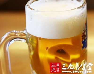 夏日喝啤酒清凉舒爽 但需牢记八大禁忌