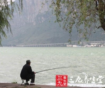 垂釣禁忌 夏季釣魚忌在午時(shí)