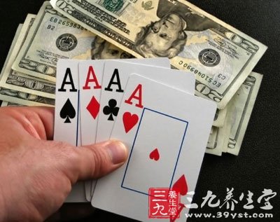 棋牌 老少皆益的养心游戏