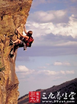 攀岩极限运动的特点(3)