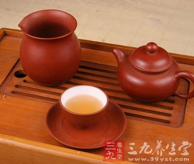 老人飲茶三要點(diǎn)