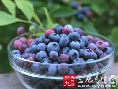 改善女性脸色暗黄的饮食方法(2)