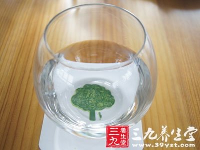 防治腎結(jié)石 喝水是關(guān)鍵