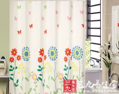 浴室浴帘是细菌滋生地