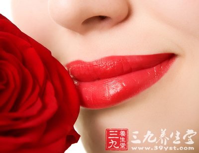 烂嘴角未必是上火 不同人群的治疗法