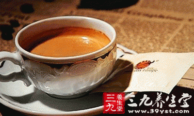 正确喝咖啡 帮你消脂排水肿