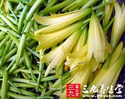 宁心安神 黄花菜的7种食疗法