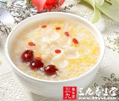 秋季食用養(yǎng)生粥 喝粥喝出好氣色