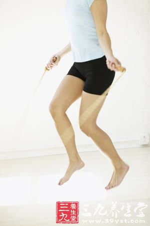 低成本跳绳 快速抚平大肚腩