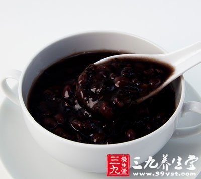 黑豆活血补虚 DIY黑豆豆浆