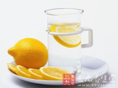 柠檬水的功效和作用