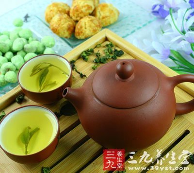 夏季自制解暑涼茶需謹(jǐn)慎 避免中毒