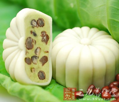 好吃的绿茶豆沙冰皮月饼这么做