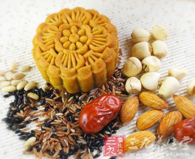 中秋美味月饼独特吃法