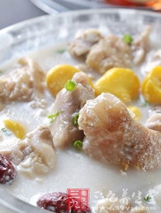 秋季养生汤 美容丰胸女性爱