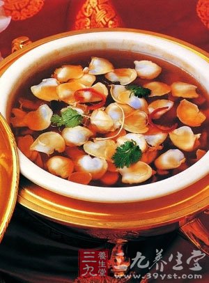 秋季养生汤 美容丰胸女性爱