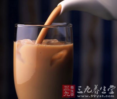 冰绿抹奶茶简单做