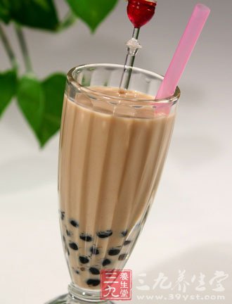 深受消费者喜爱的珍珠奶茶和印度奶茶