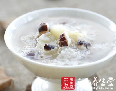 黑米養(yǎng)腎薏米美顏 日常6類米養(yǎng)生吃法