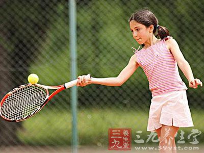 网球接发球移动技术4要素(3)