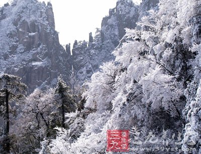 浪漫不失美丽的7名山雪景