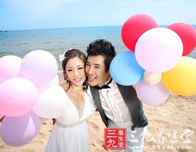 情侣必看 蜜月旅行钱包不减肥