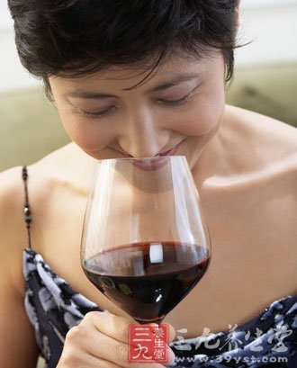 女人喝酒过敏怎么办 牛奶米汤解毒快(3)