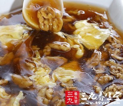 <em>白发</em>变黑发<em>食疗</em>方法(2)-三九养生堂