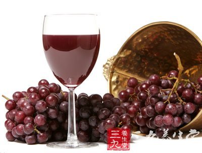 葡萄酒的功效与作用 可美容养颜防癌