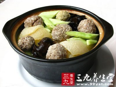 经常食用砂锅炖菜易伤身