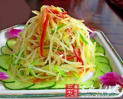 土豆是富含膳食纖維的食物中比較少見的同時含有大量維生素礦物質(zhì)的食物