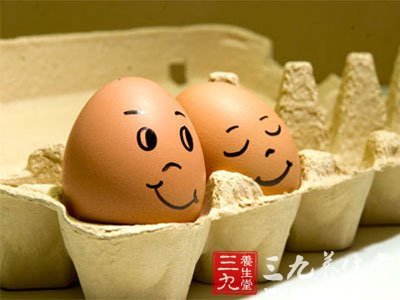 鸡蛋和牛奶能一起吃吗 7食物不宜搭配鸡蛋吃(