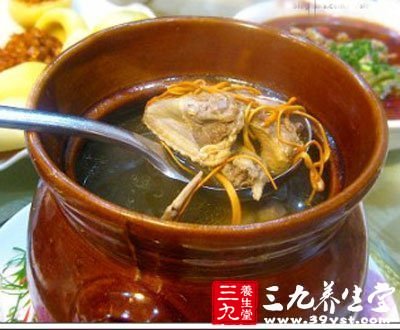 归芪鸽肉汤