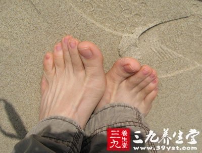 十五种脚部症状反映健康问题