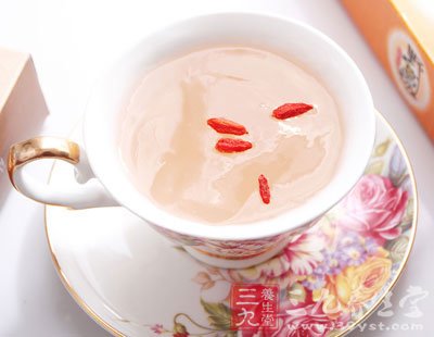 治胸膈烦热发狂止血痢