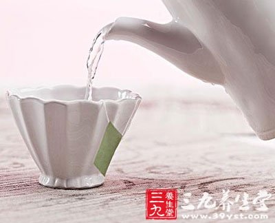 鉴别老青茶的茶种