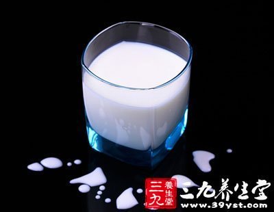 吃火鍋后喝點(diǎn)酸奶