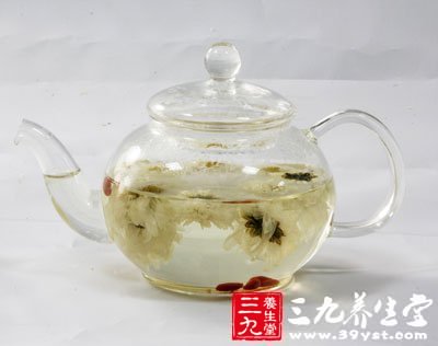 泡菊花茶