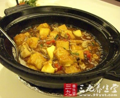 首乌鱼头豆腐煲