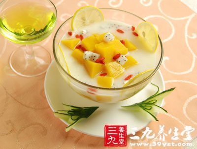 酸奶是很好的钙和维生素D来源